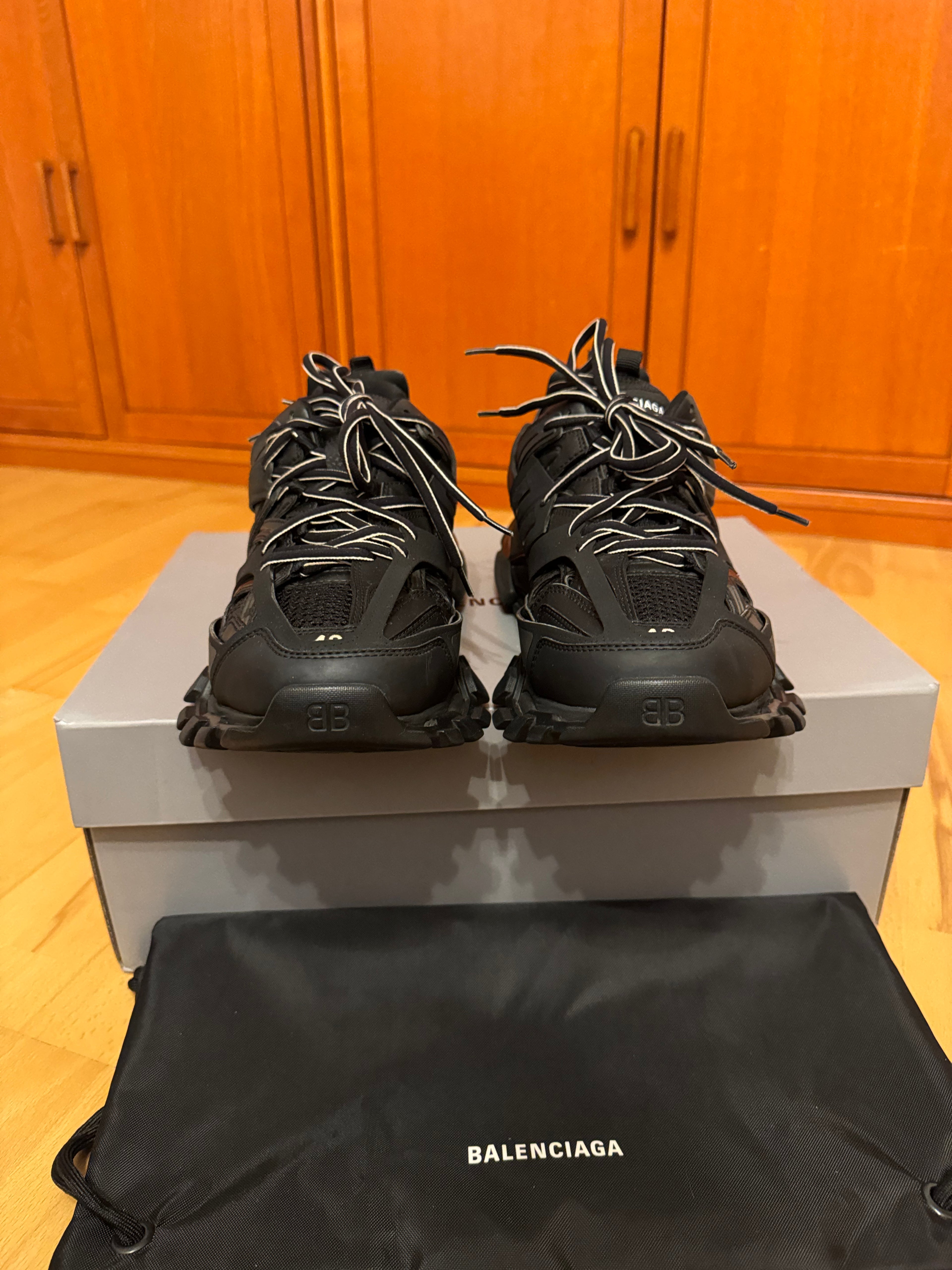 Balenciaga Track Triple Black