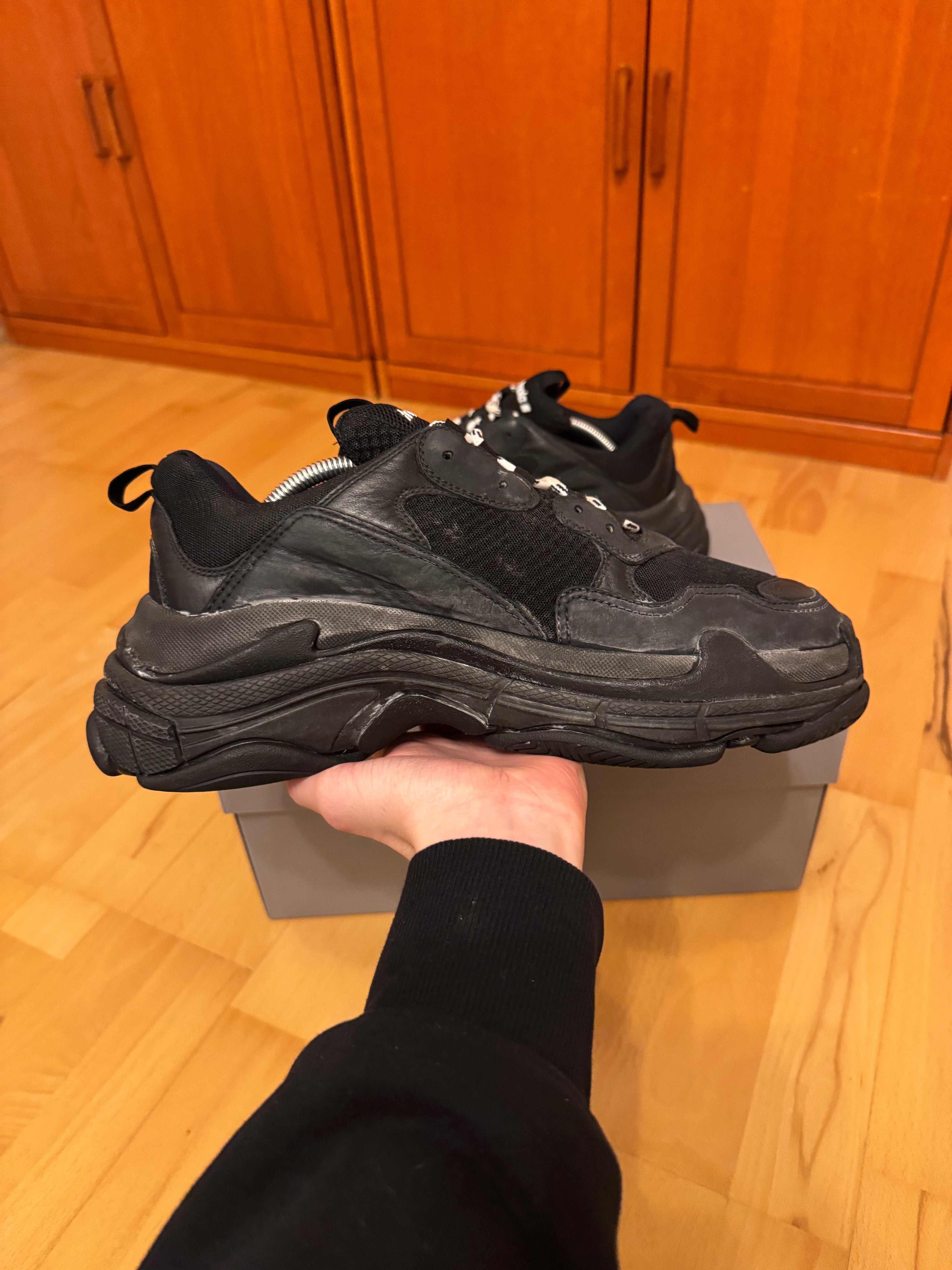 Balenciaga Triple S Triple Black Made in Italy