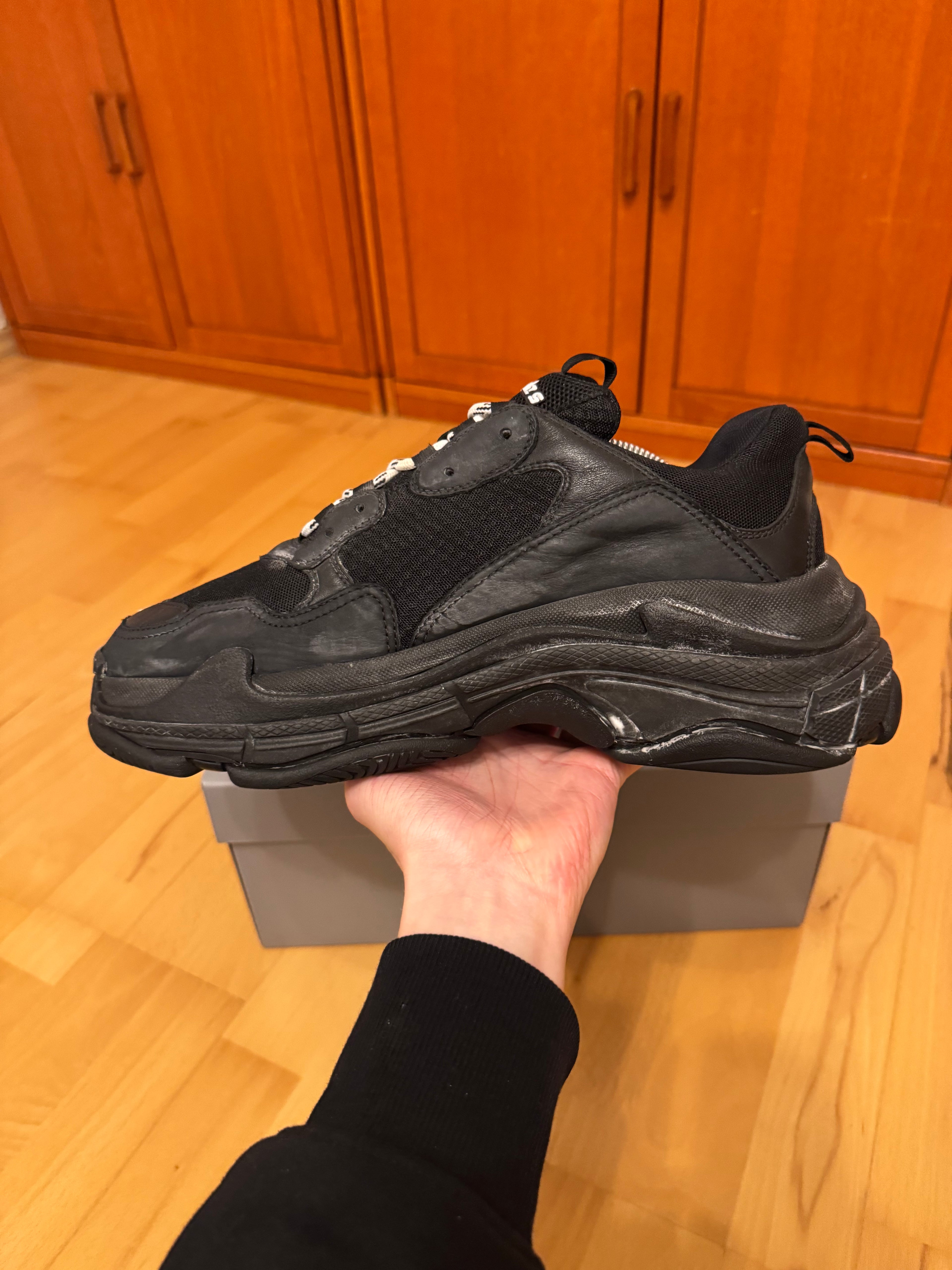 Balenciaga Triple S Triple Black Made in Italy