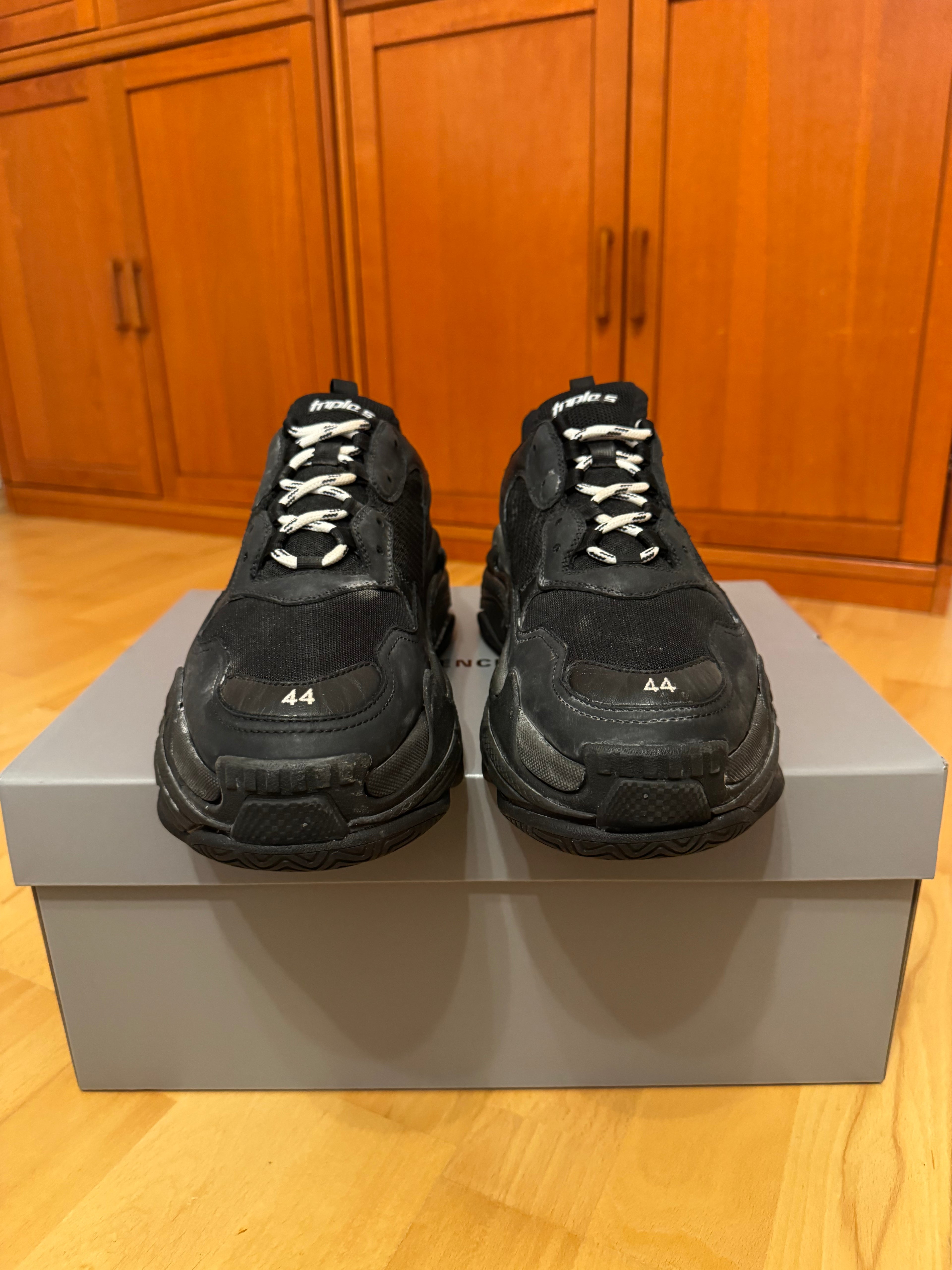 Balenciaga Triple S Triple Black Made in Italy