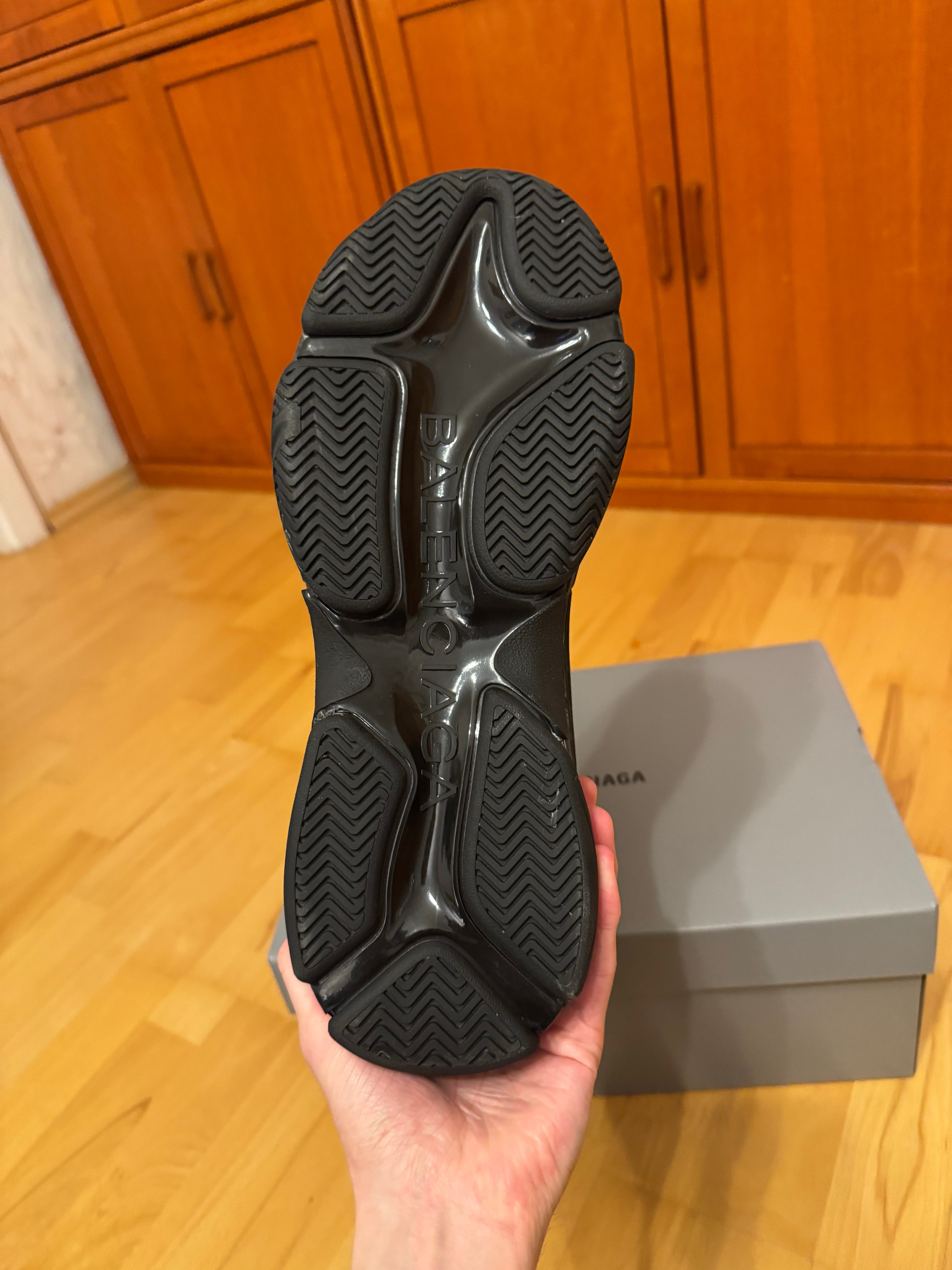Balenciaga Triple S Triple Black Made in Italy