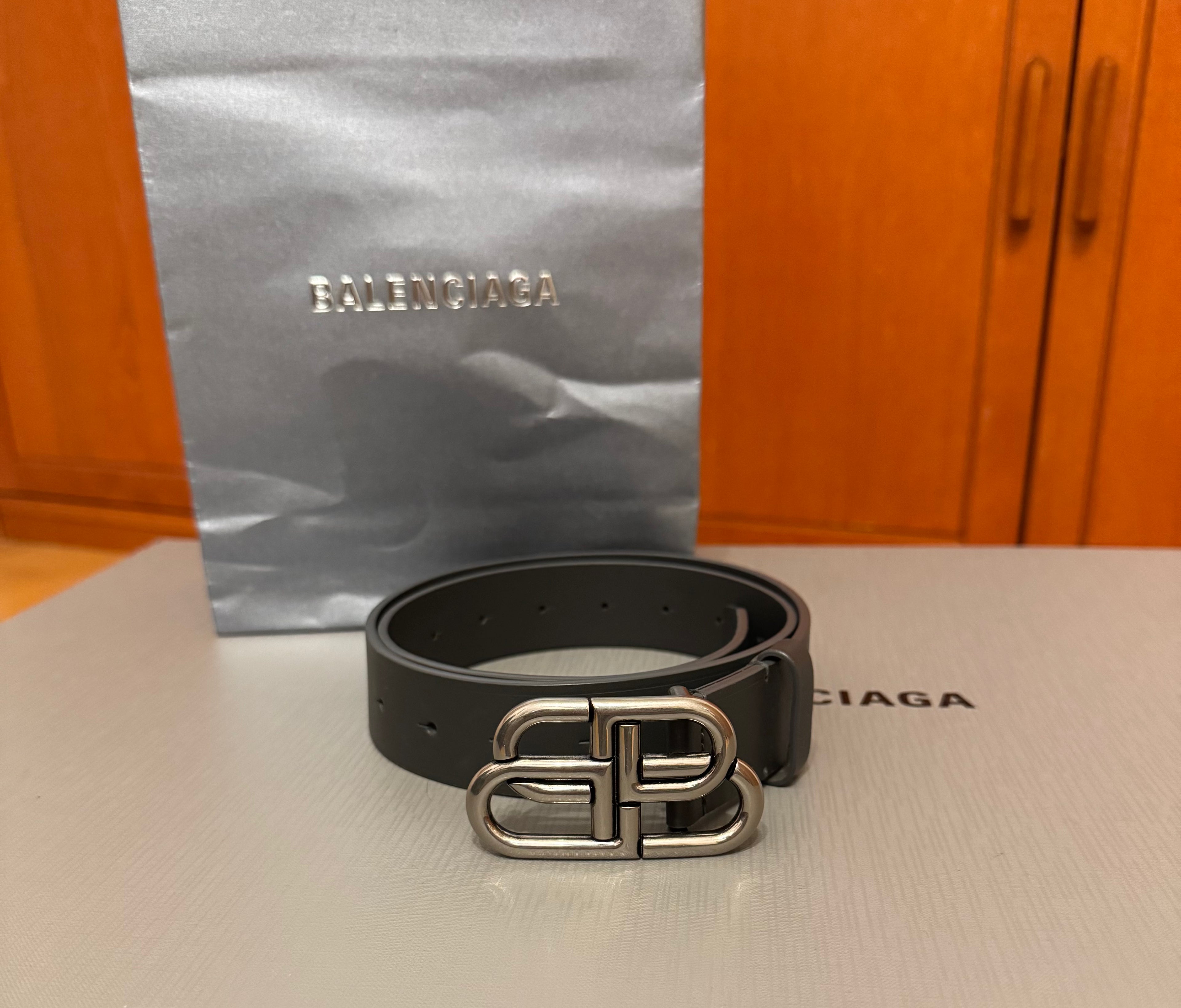 Balenciaga BB Logo Leather Belt Fossil Grey