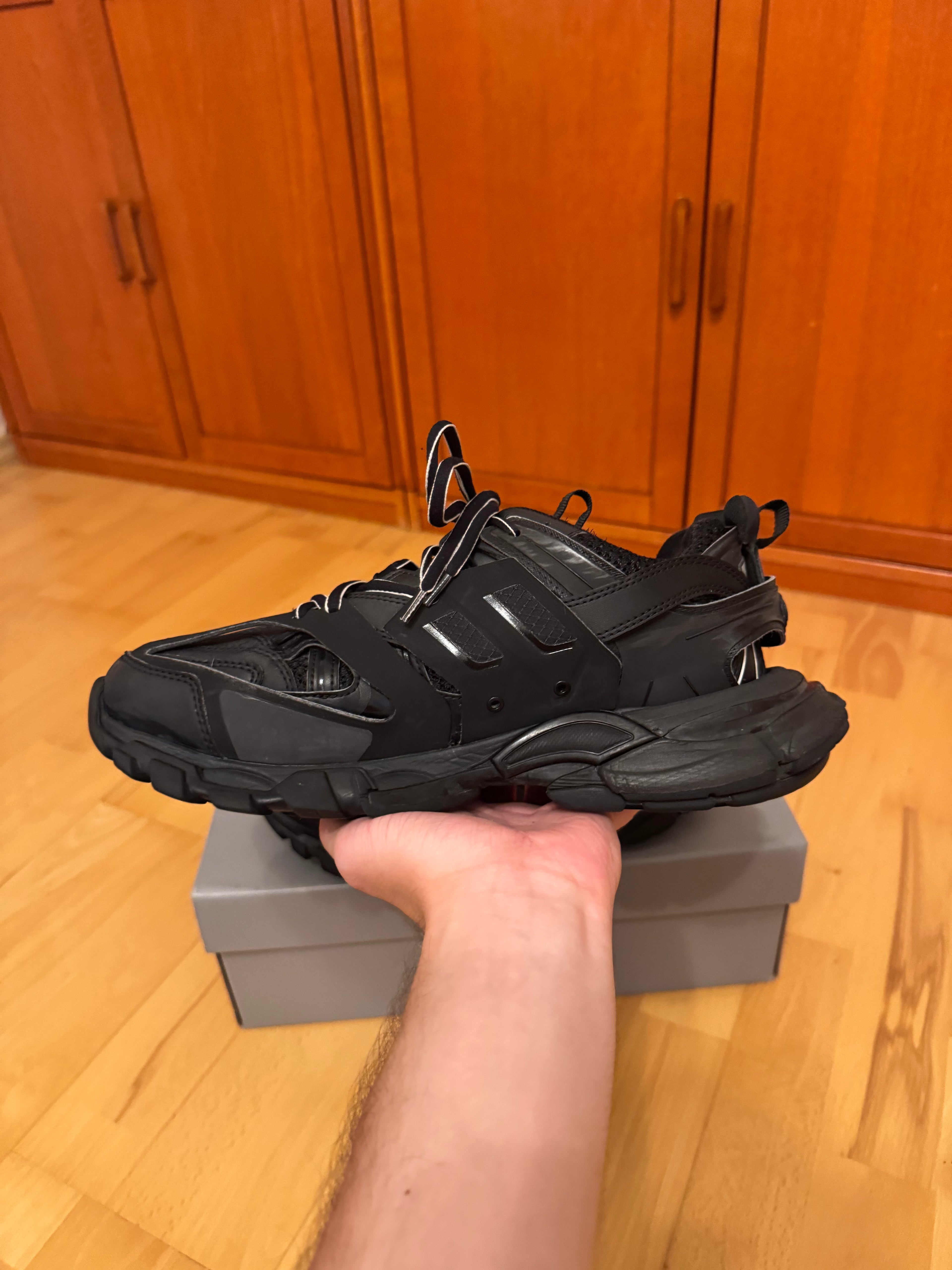 Balenciaga Track Triple Black