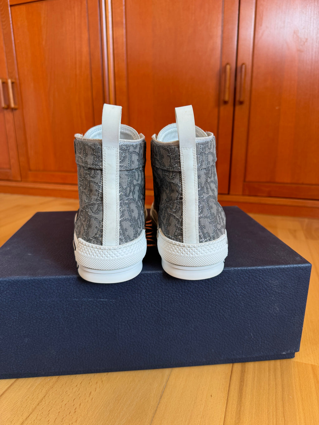 Dior B23 High Grey White Oblique Canvas