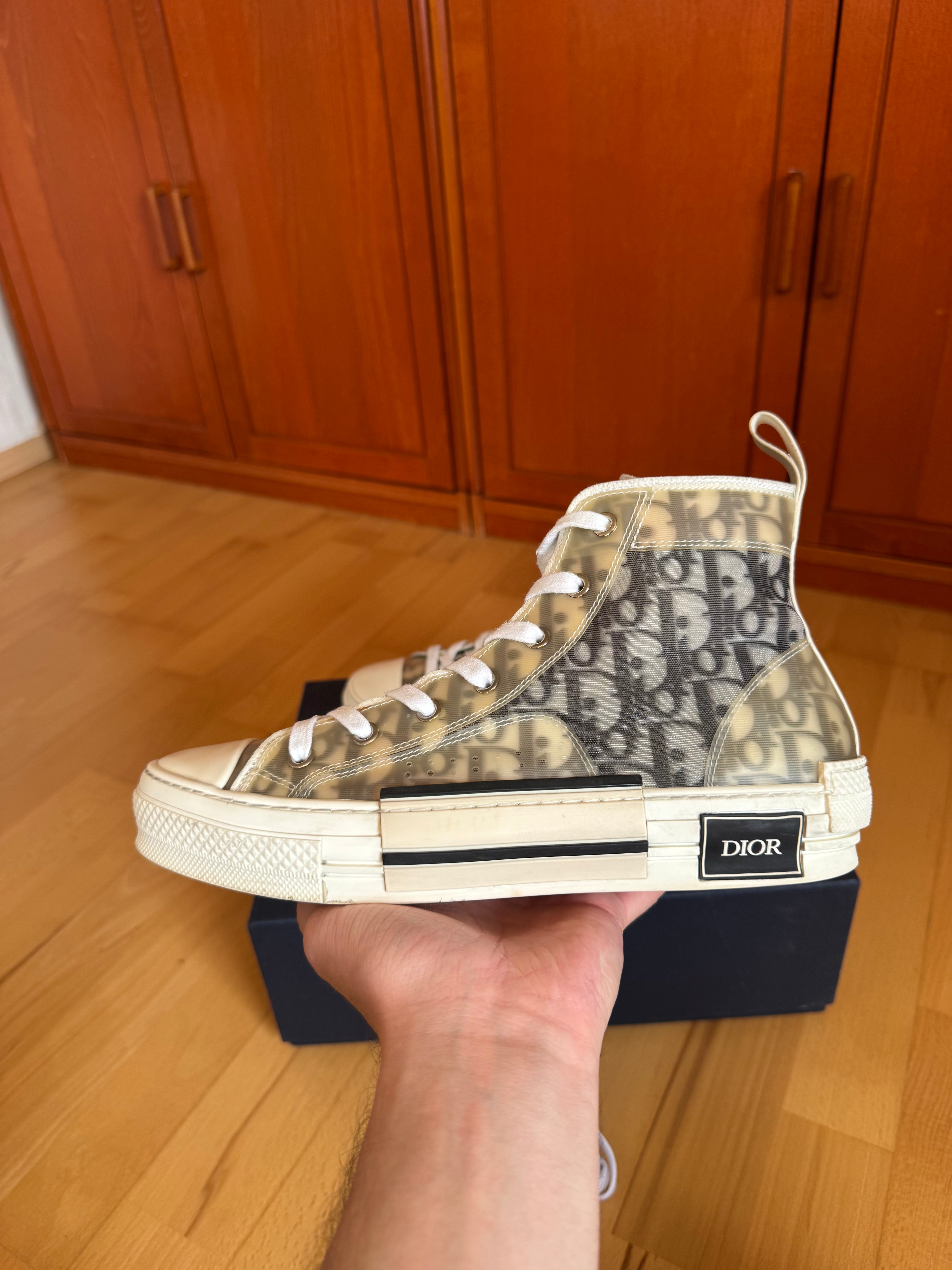 Dior B23 High Oblique