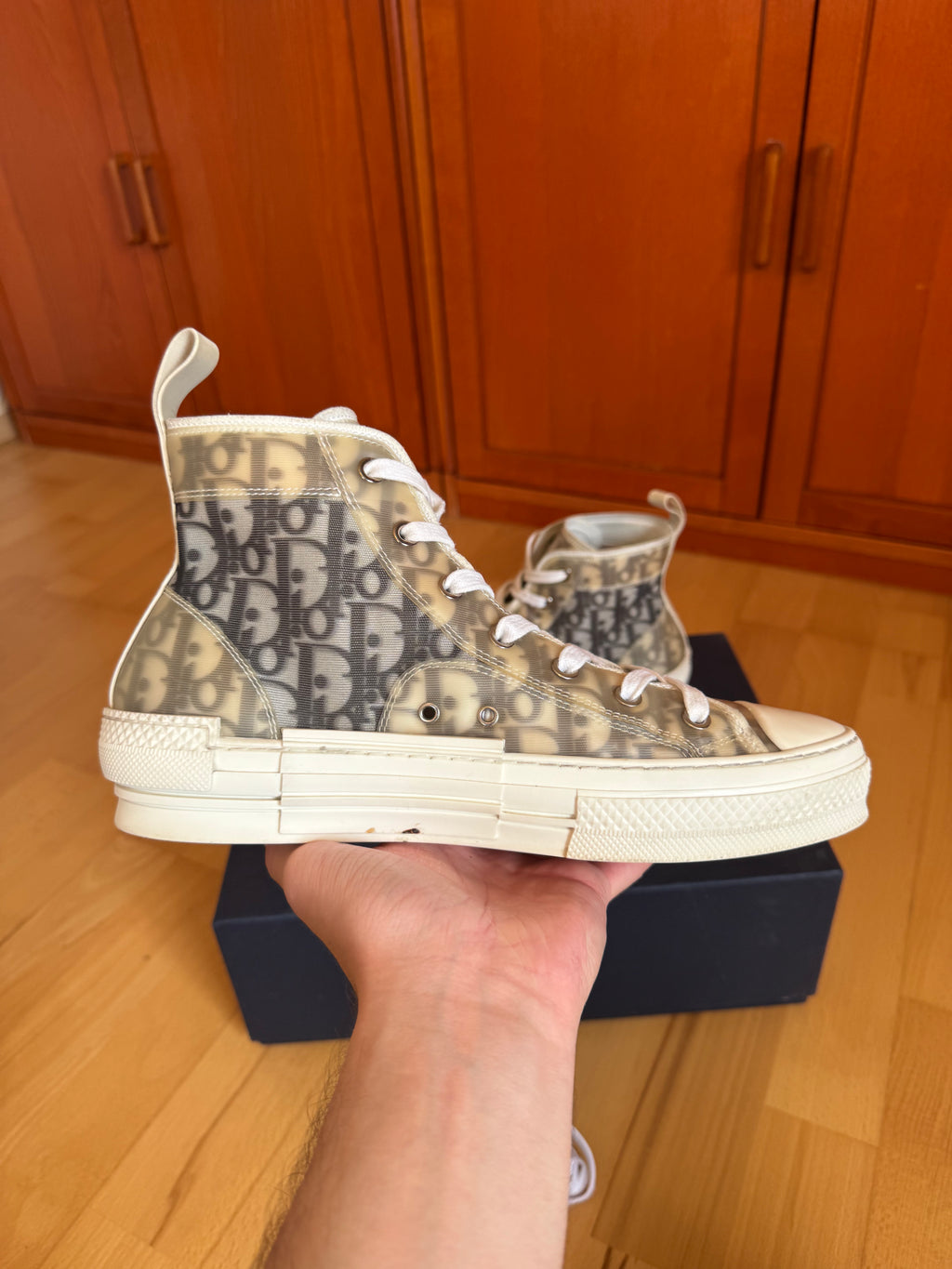 Dior B23 High Oblique