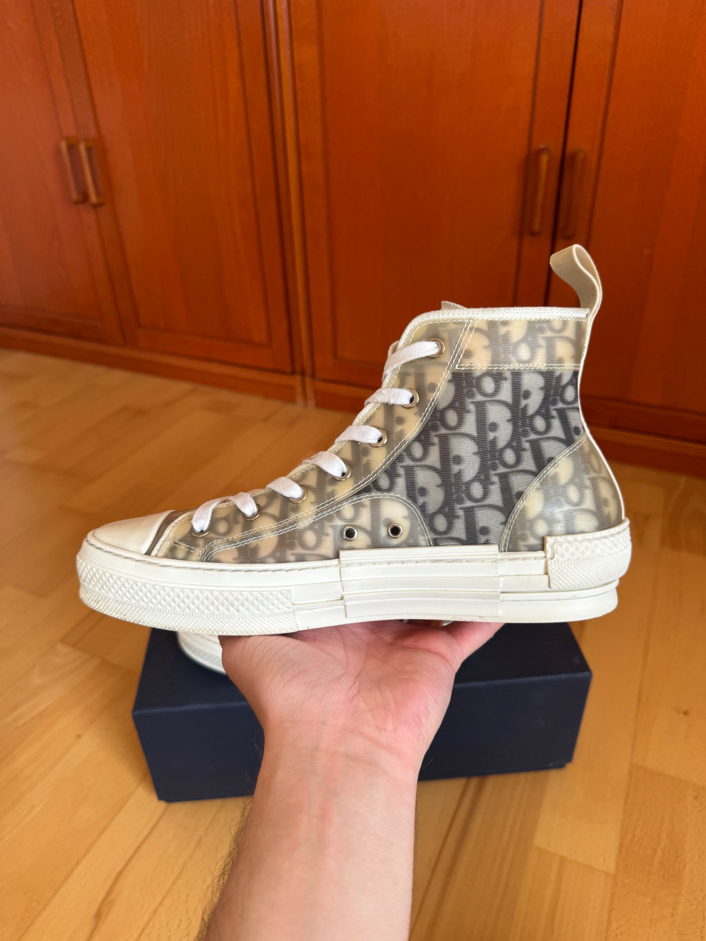 Dior B23 High Oblique