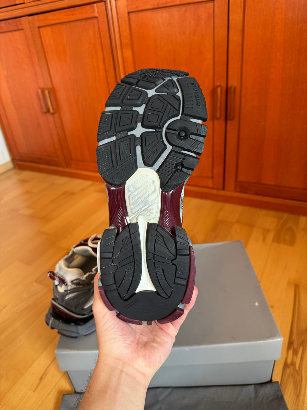 Balenciaga Runner Burgundy
