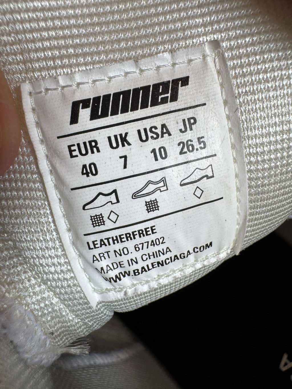 Balenciaga Runner Burgundy
