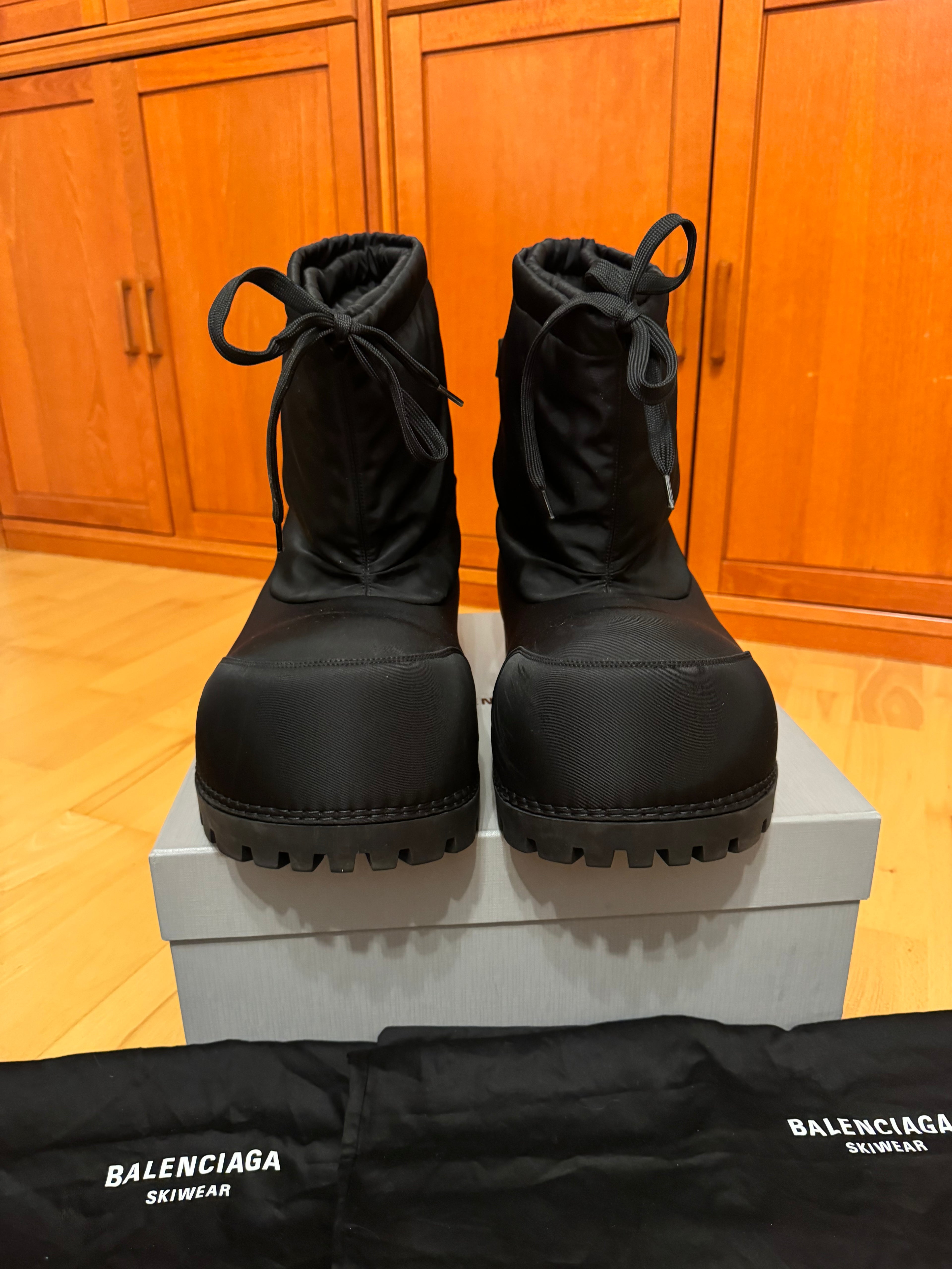 Balenciaga Alaska Boots Triple Black