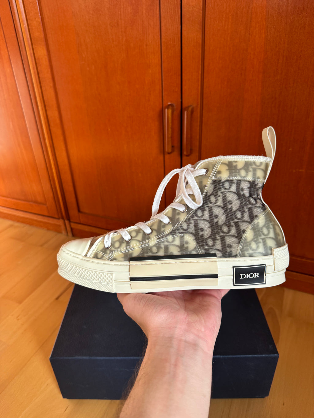 Dior B23 High Oblique