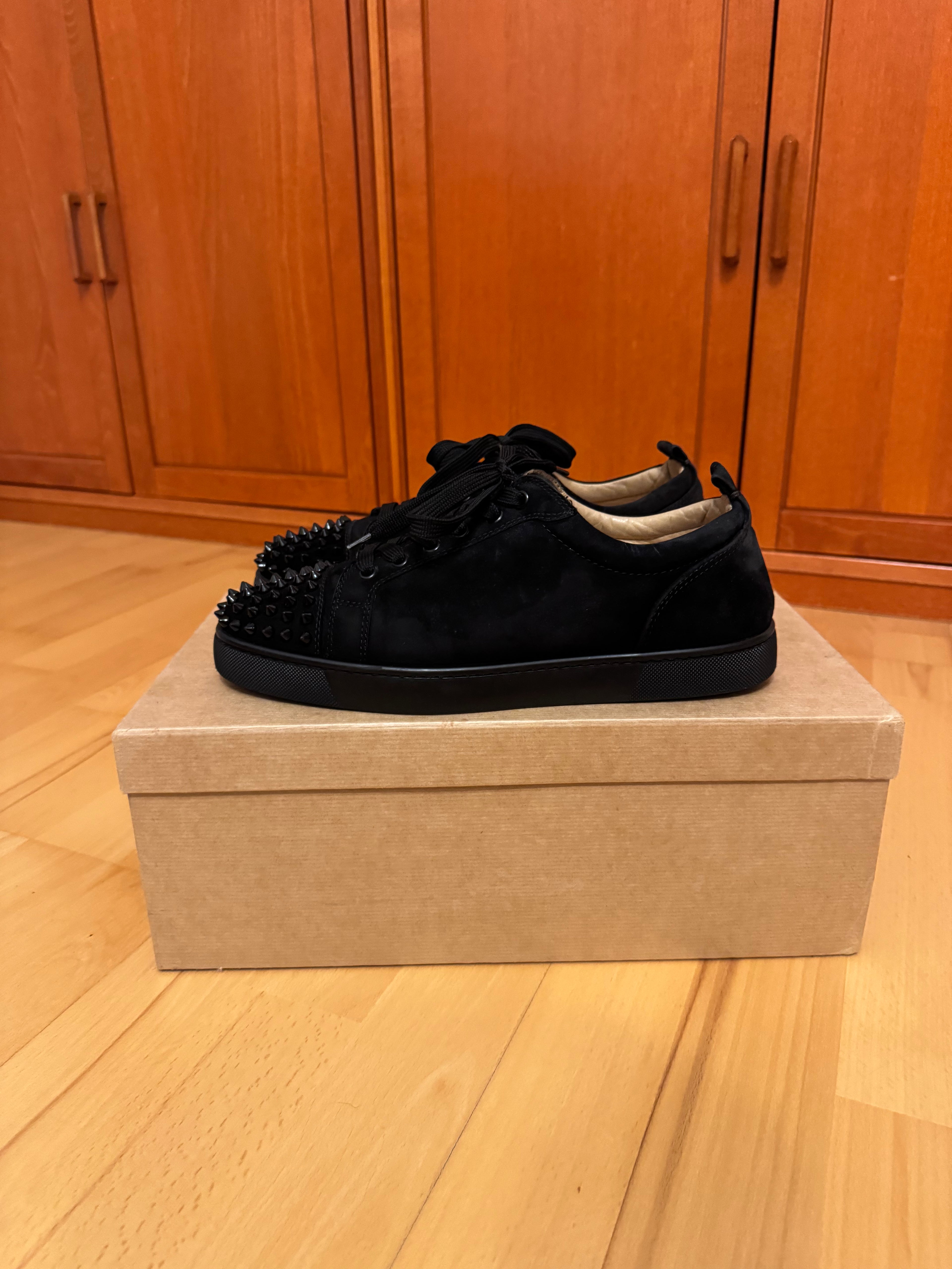 Christian Louboutin Louis Junior Spikes Suede Black