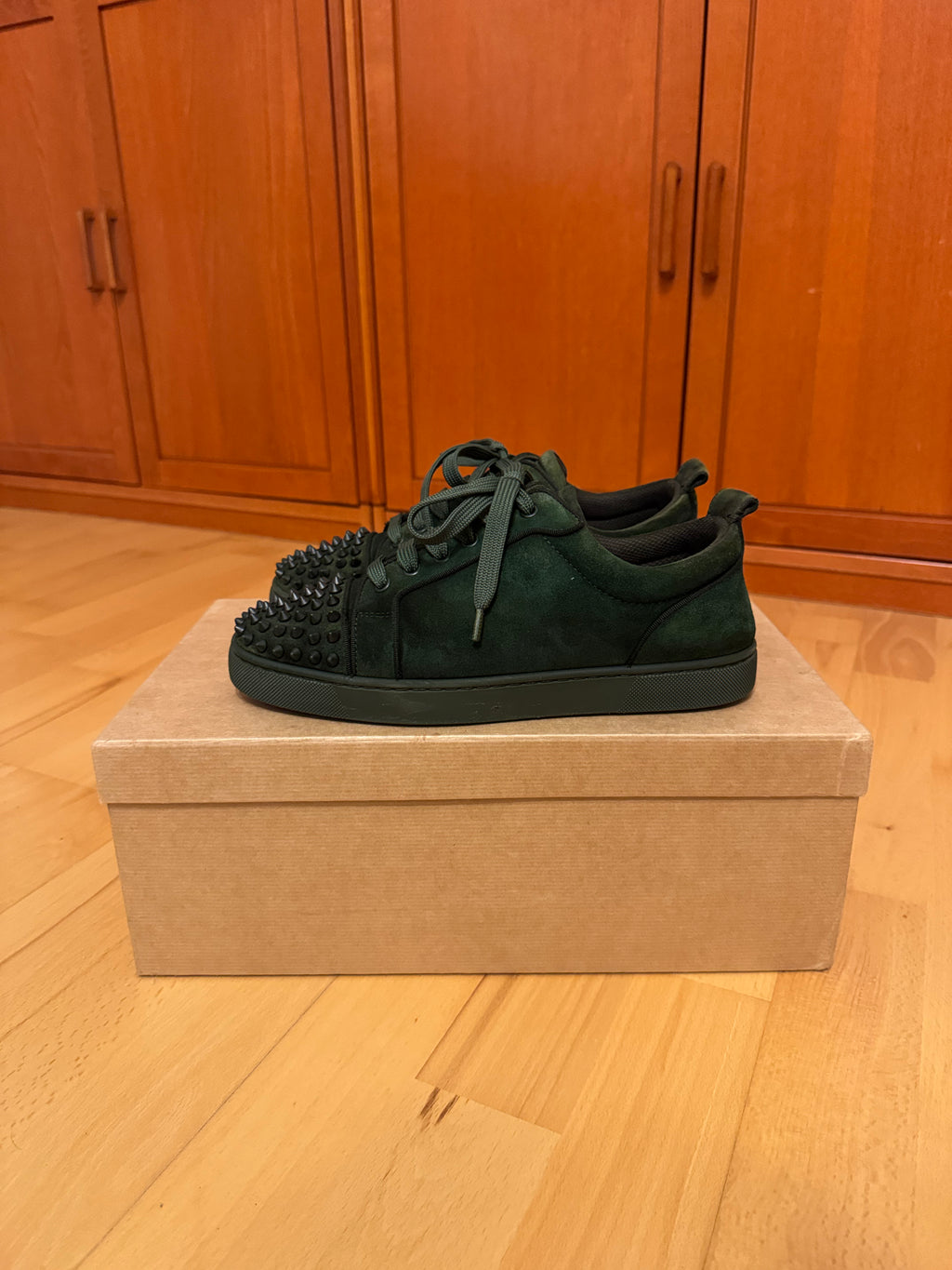 Christian Louboutin Louis Junior Spikes Suede Forest Green