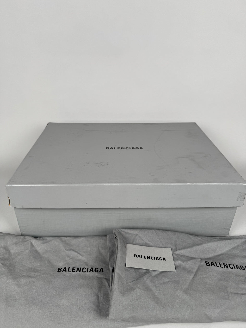Balenciaga Bulldozer Calfskin Chelsea Boots Black