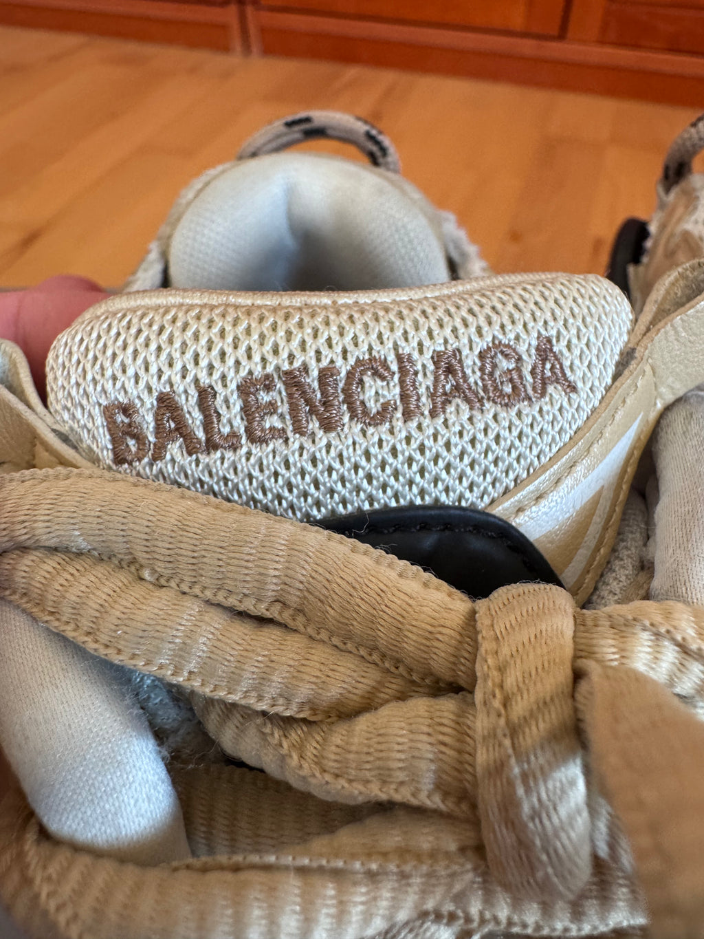 Balenciaga Runner Beige