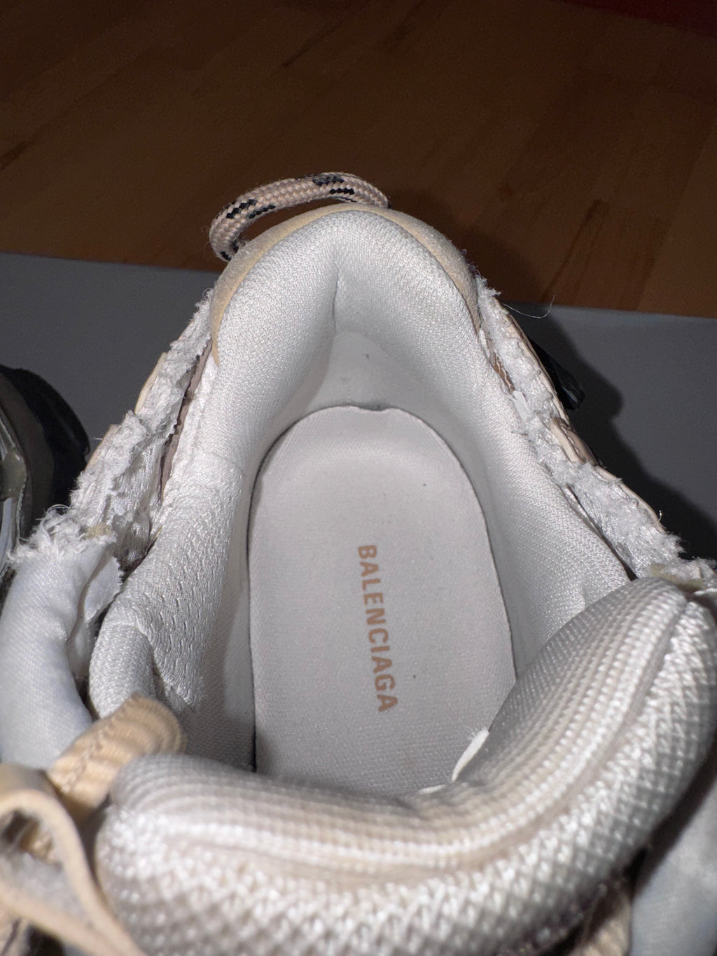 Balenciaga Runner Beige