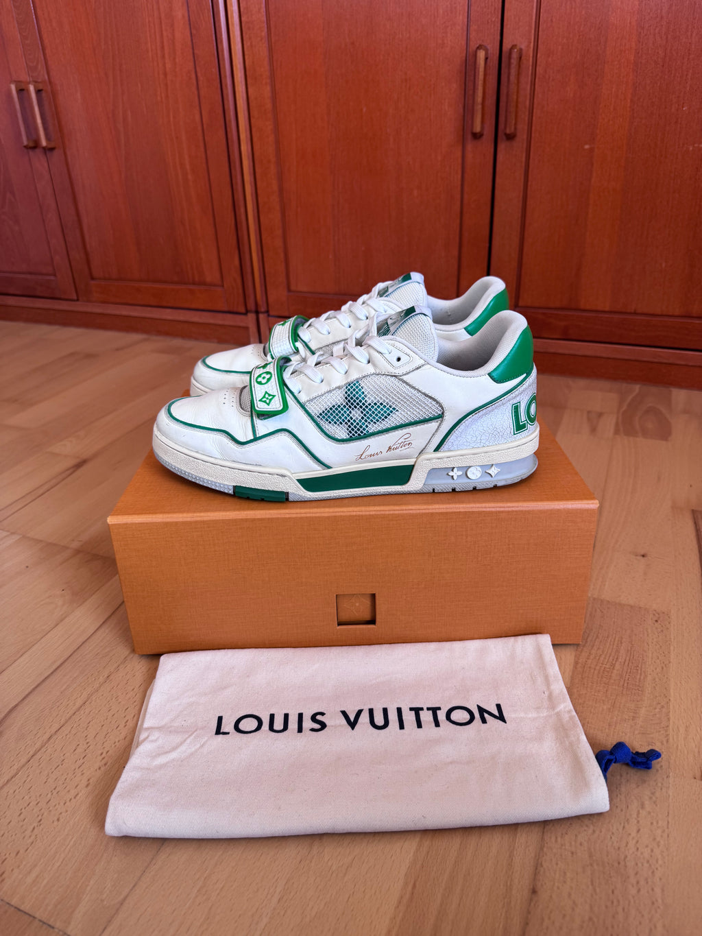 Louis Vuitton LV Trainer White/Green Velcro Strap