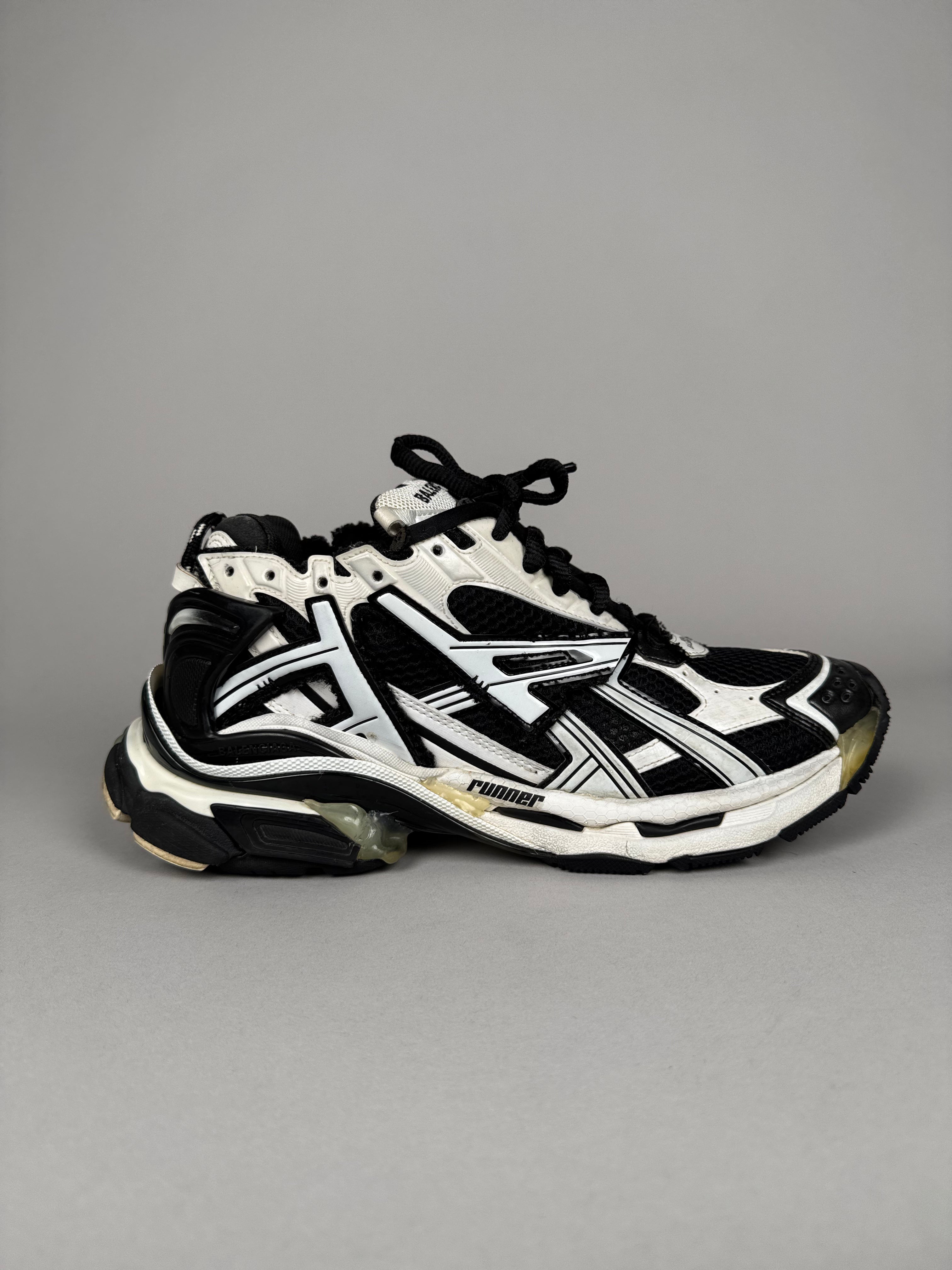 Balenciaga Runner Black White Panda
