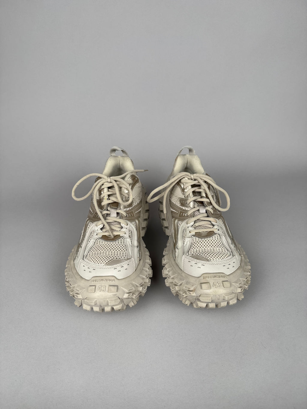 Balenciaga Bouncer/ Defender Beige