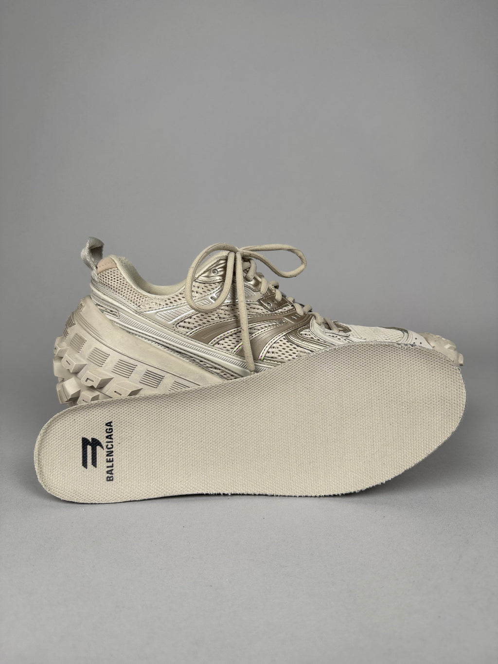 Balenciaga Bouncer/ Defender Beige