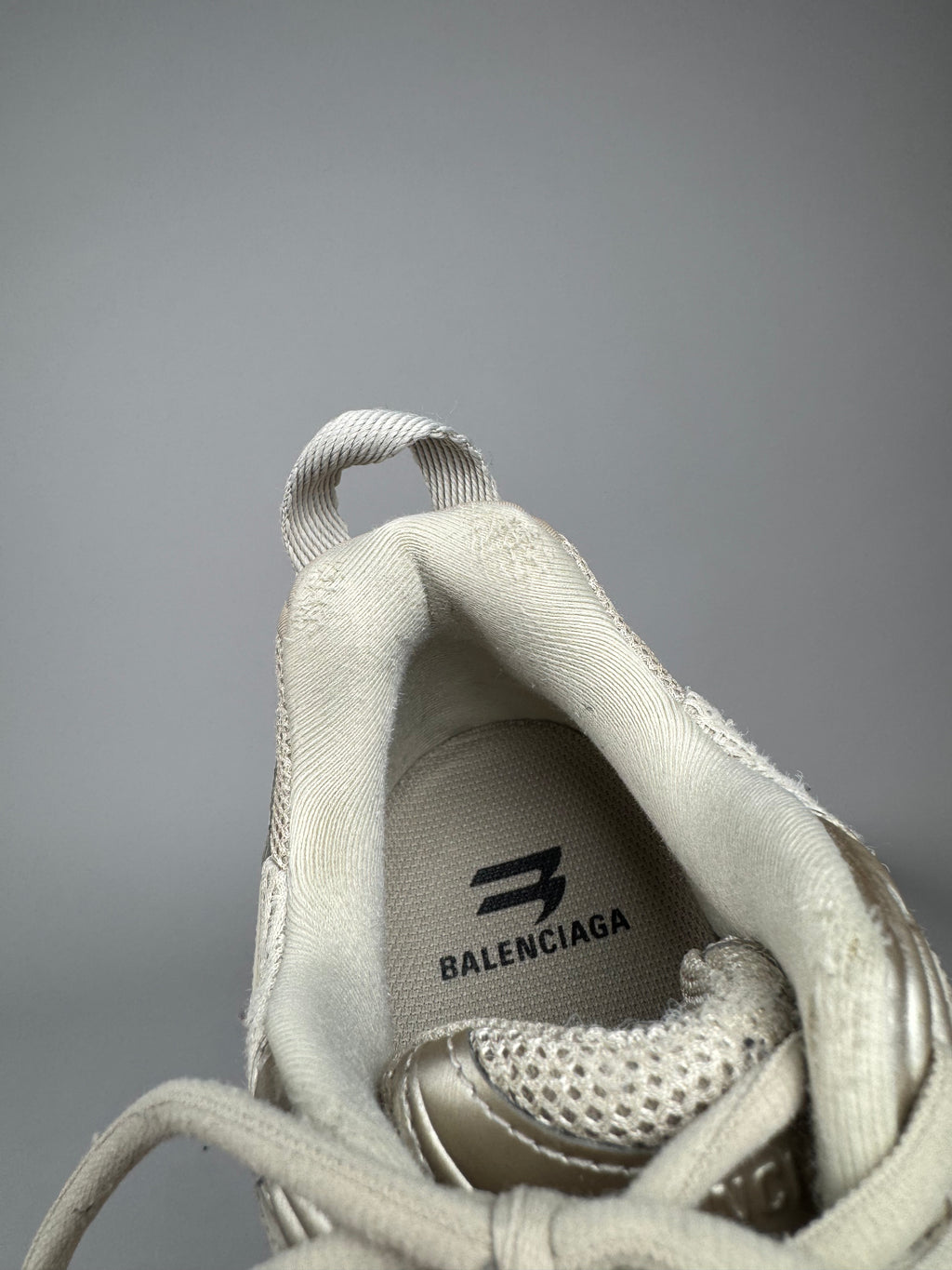Balenciaga Bouncer/ Defender Beige