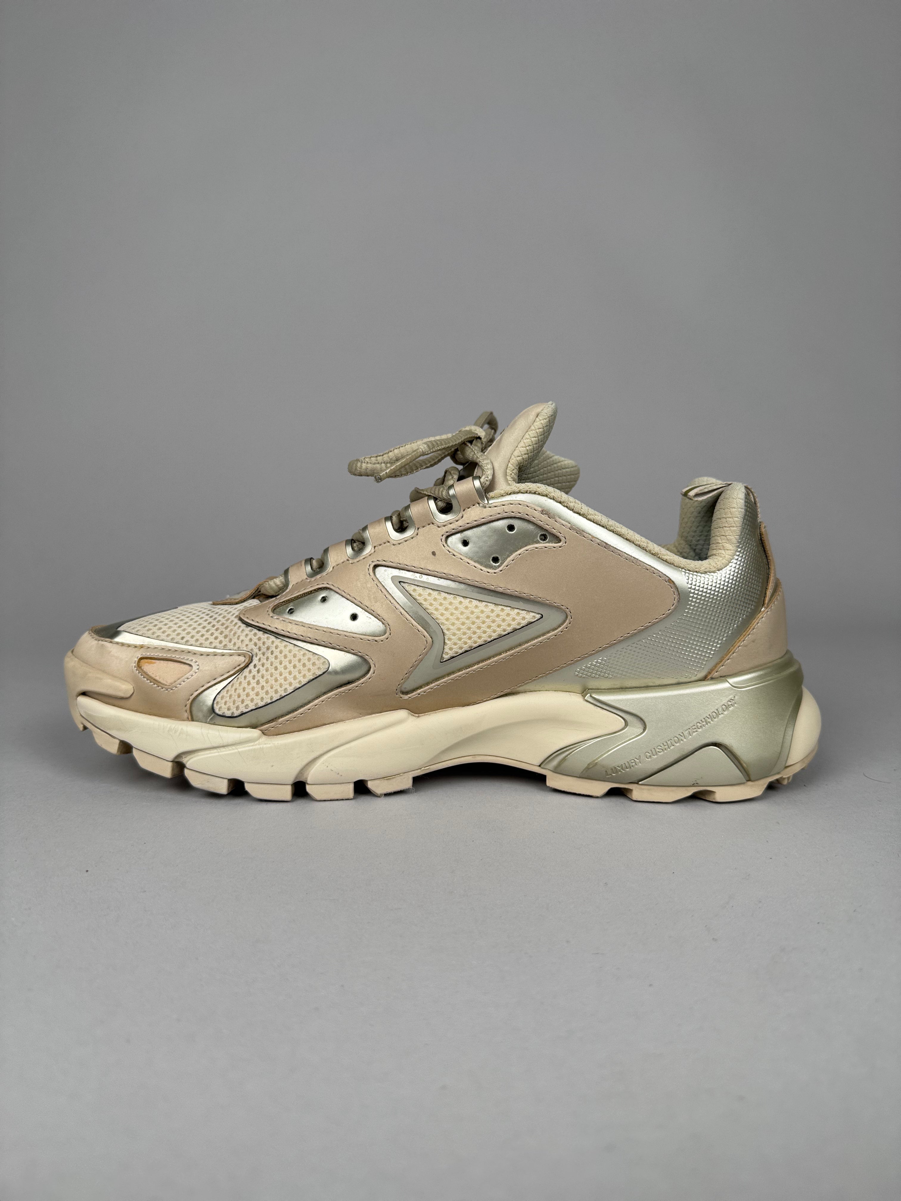 Louis Vuitton LV Tatic Runner Sneaker Beige
