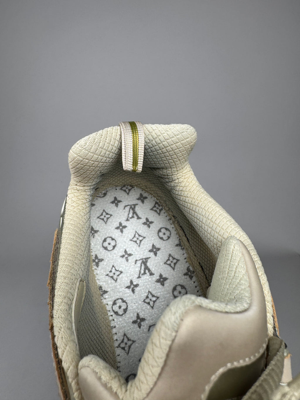 Louis Vuitton LV Tatic Runner Sneaker Beige