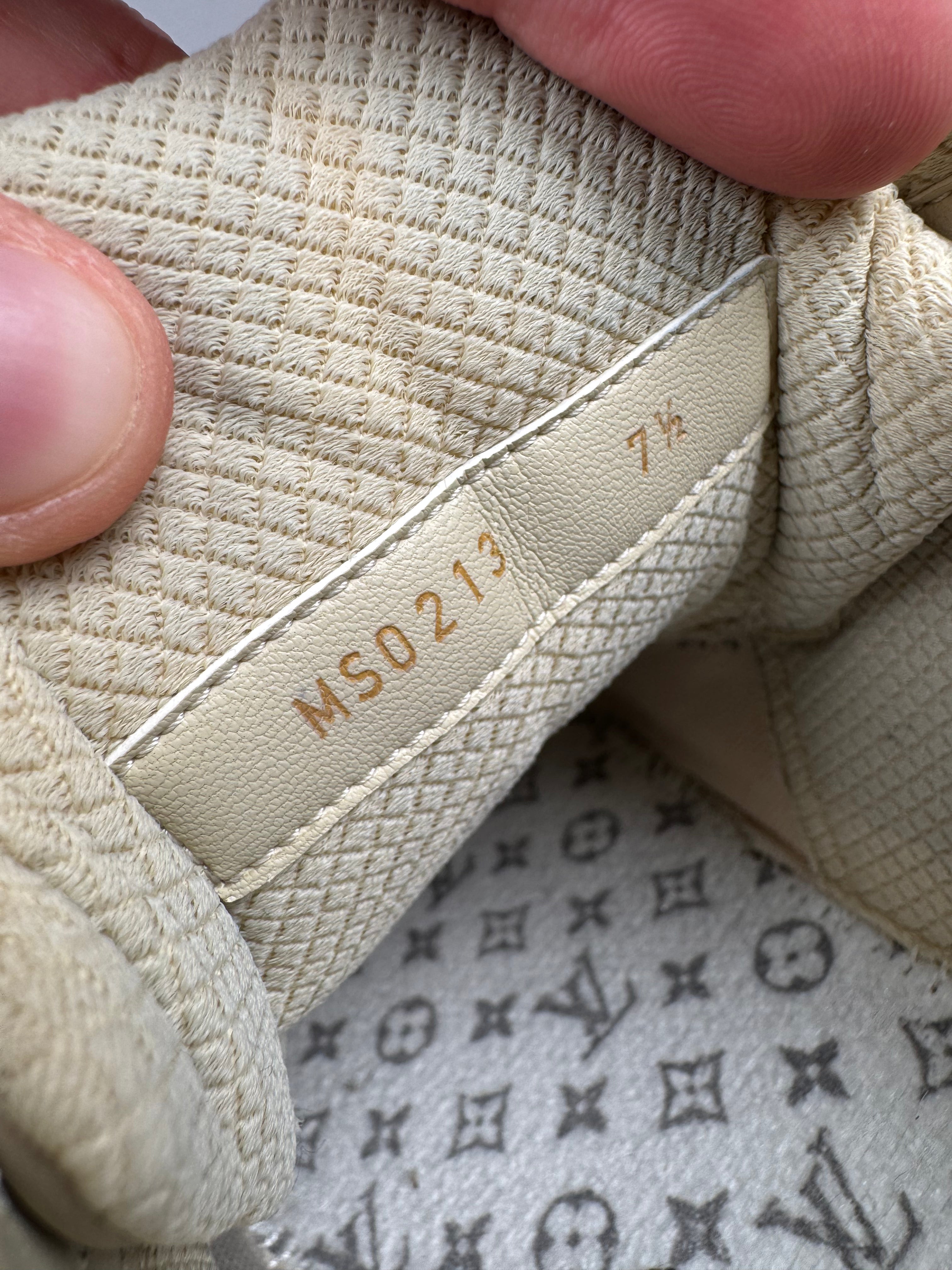 Louis Vuitton LV Tatic Runner Sneaker Beige