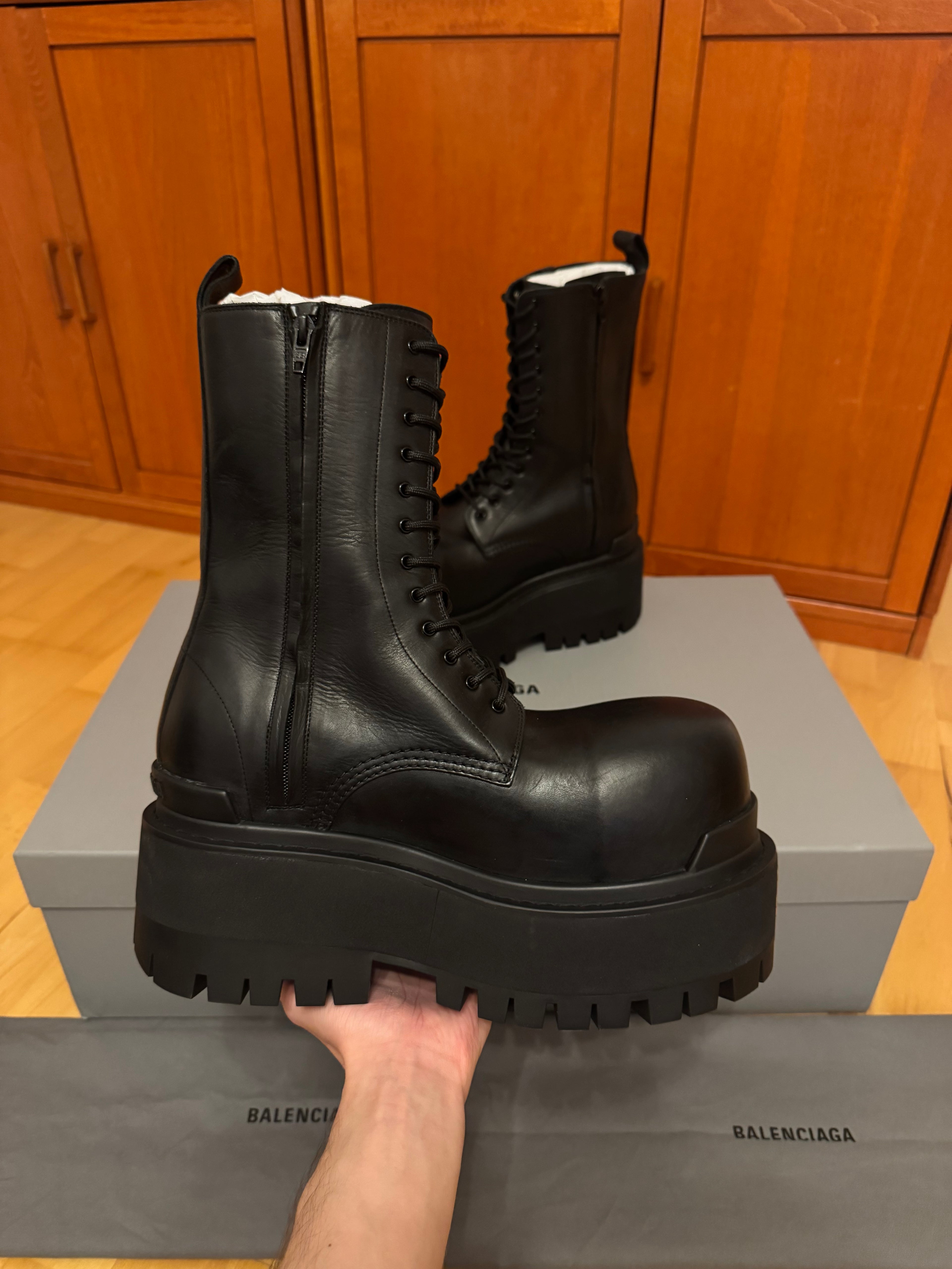 Balenciaga Calfskin 80 MM Platform Giant Boots BB Black