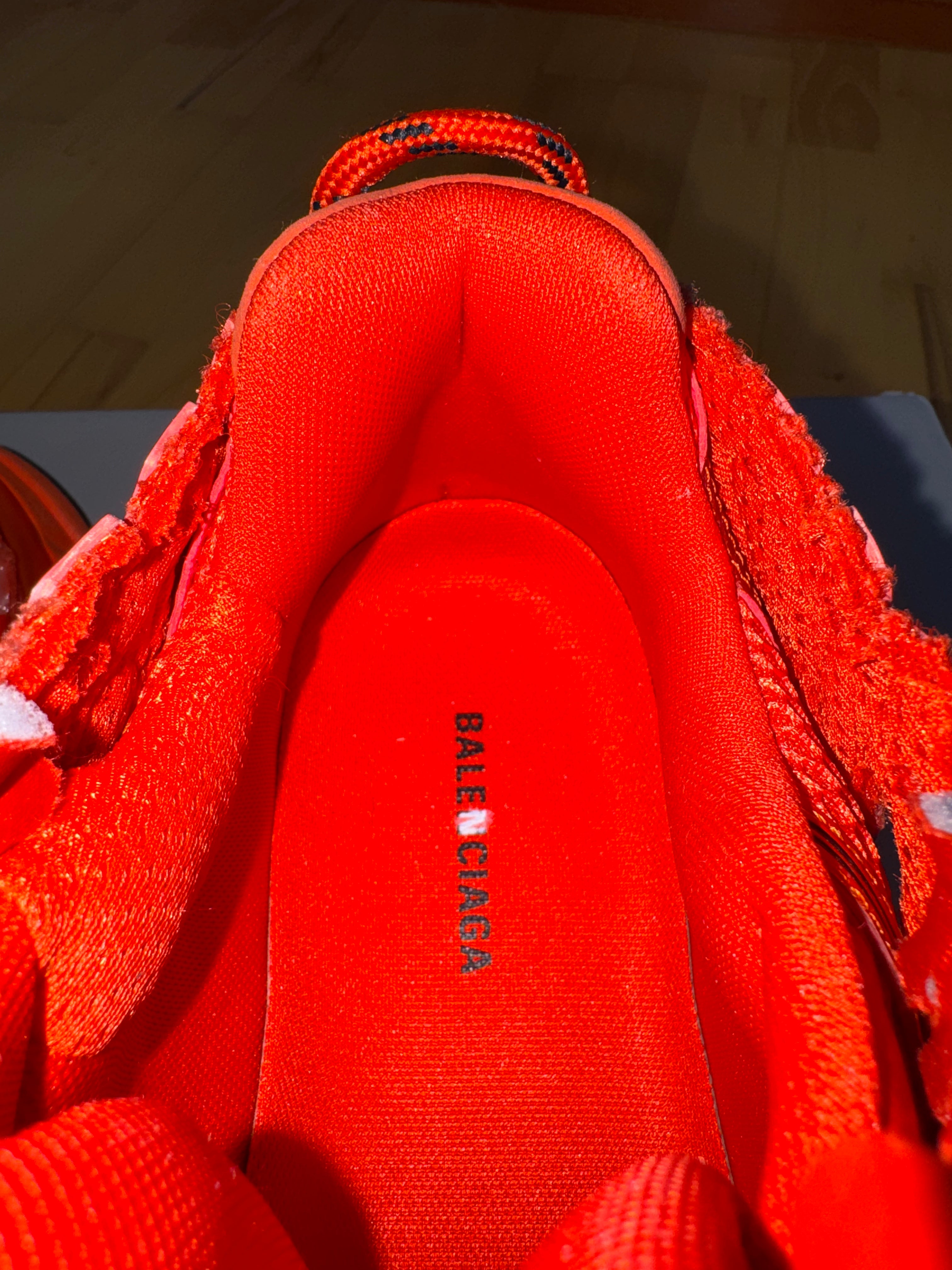 Balenciaga Runner Triple Red