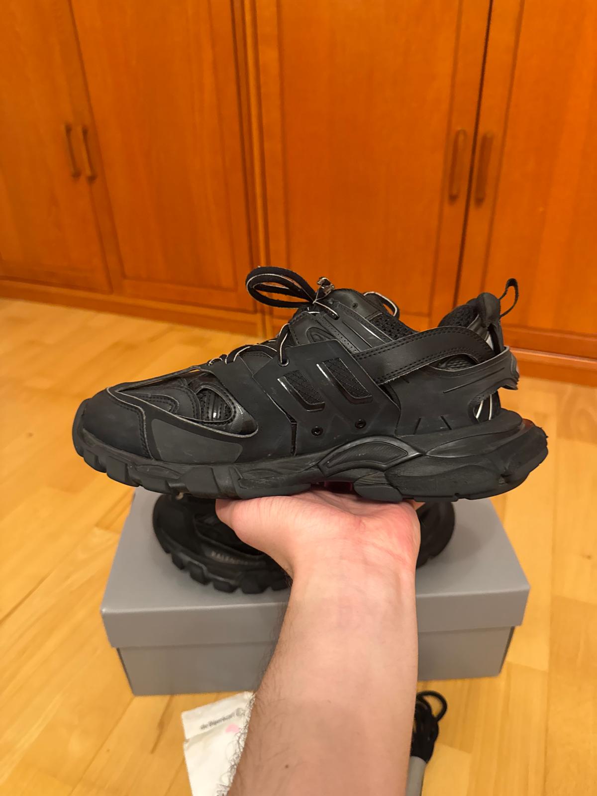 Balenciaga Track Triple Black